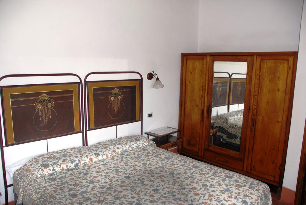 Agriturismo "Ai Frati" Pieve Fosciana Zimmer foto
